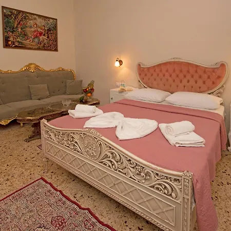 Arionos - Old Town Rhodes City