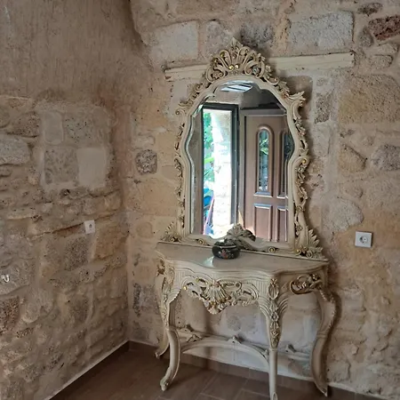 Arionos - Old Town עיר רודוס