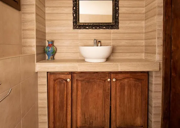 Arionos - Old Town Rhodes City