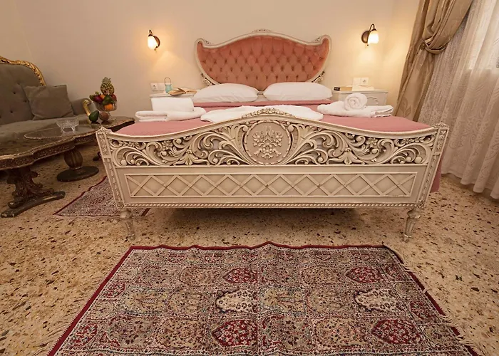 Arionos - Old Town Rhodes City