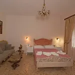 Arionos - Old Town Apartman *